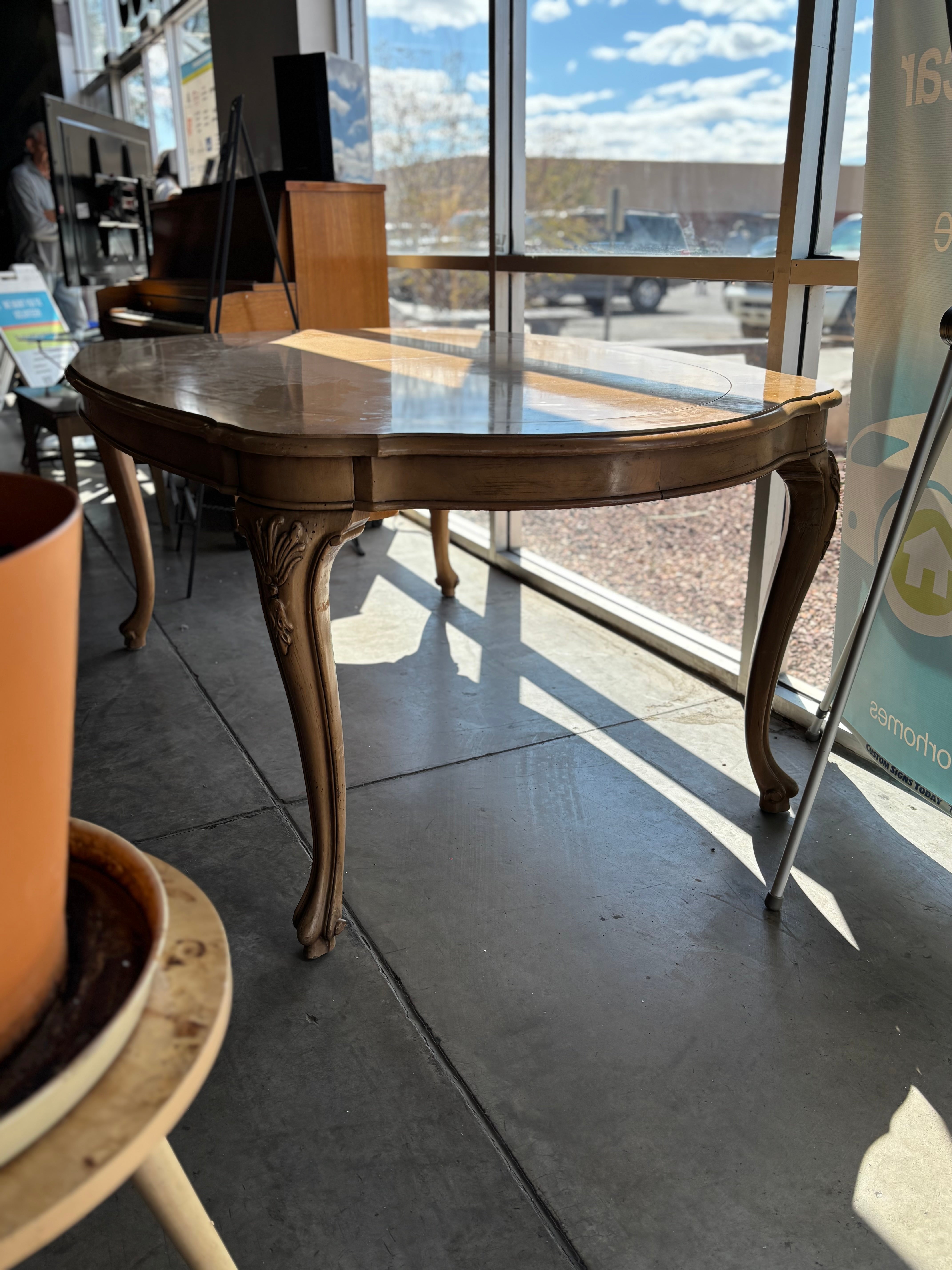 39424 Vintage Wooden Dining Table