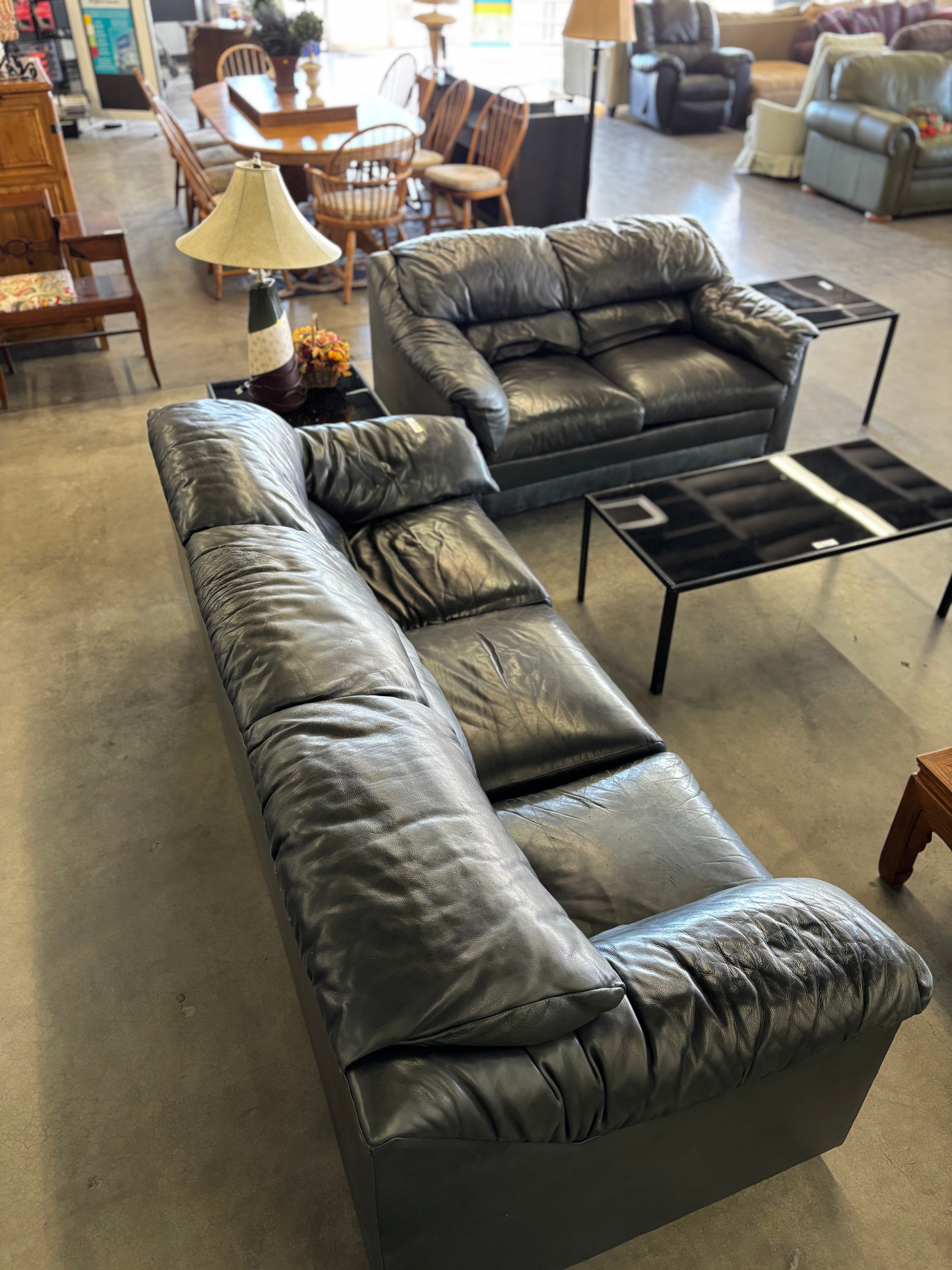 53594 Black Leather Sofa Set