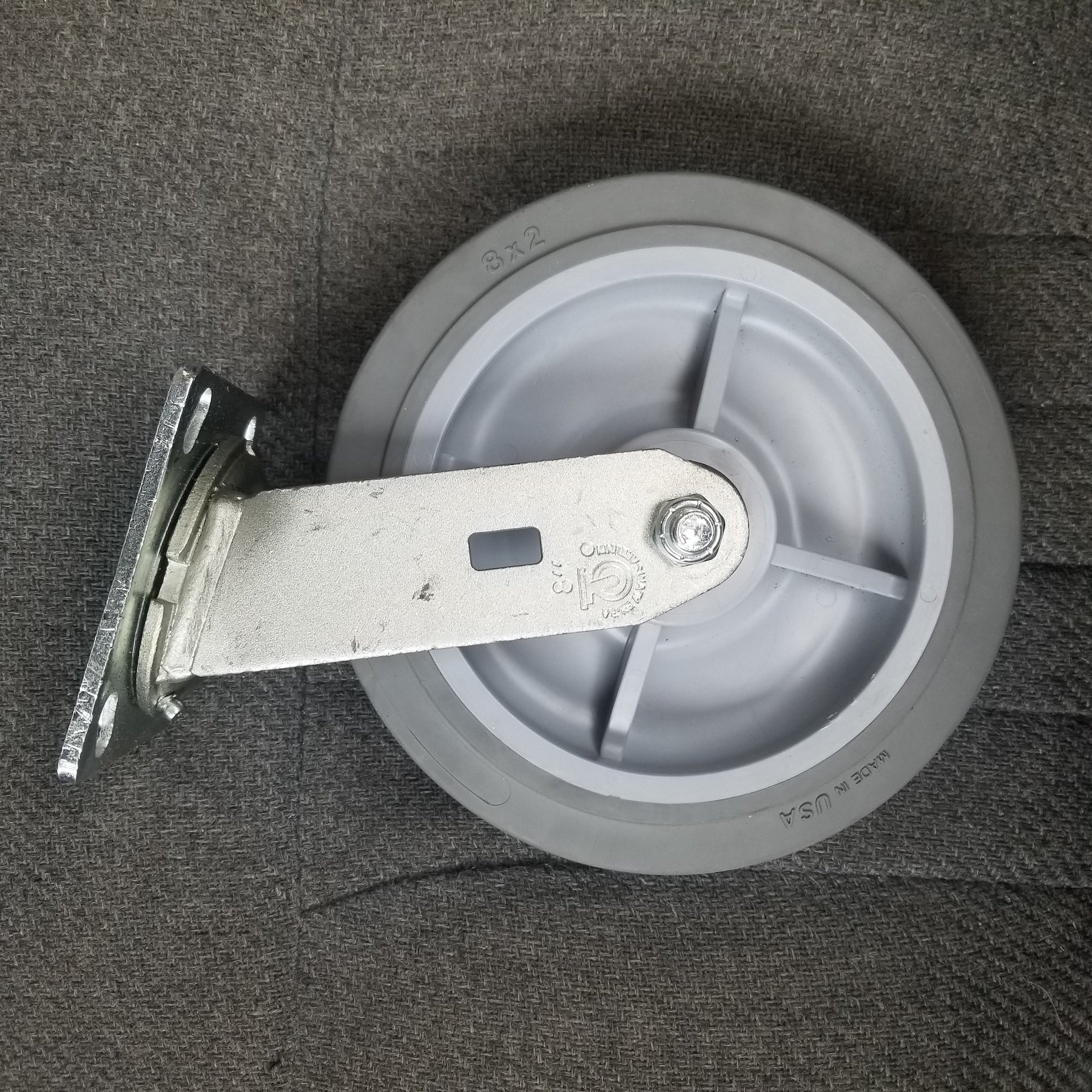 8″ x 2″ Non Marking Swivel Caster (MC82S-TPR9)