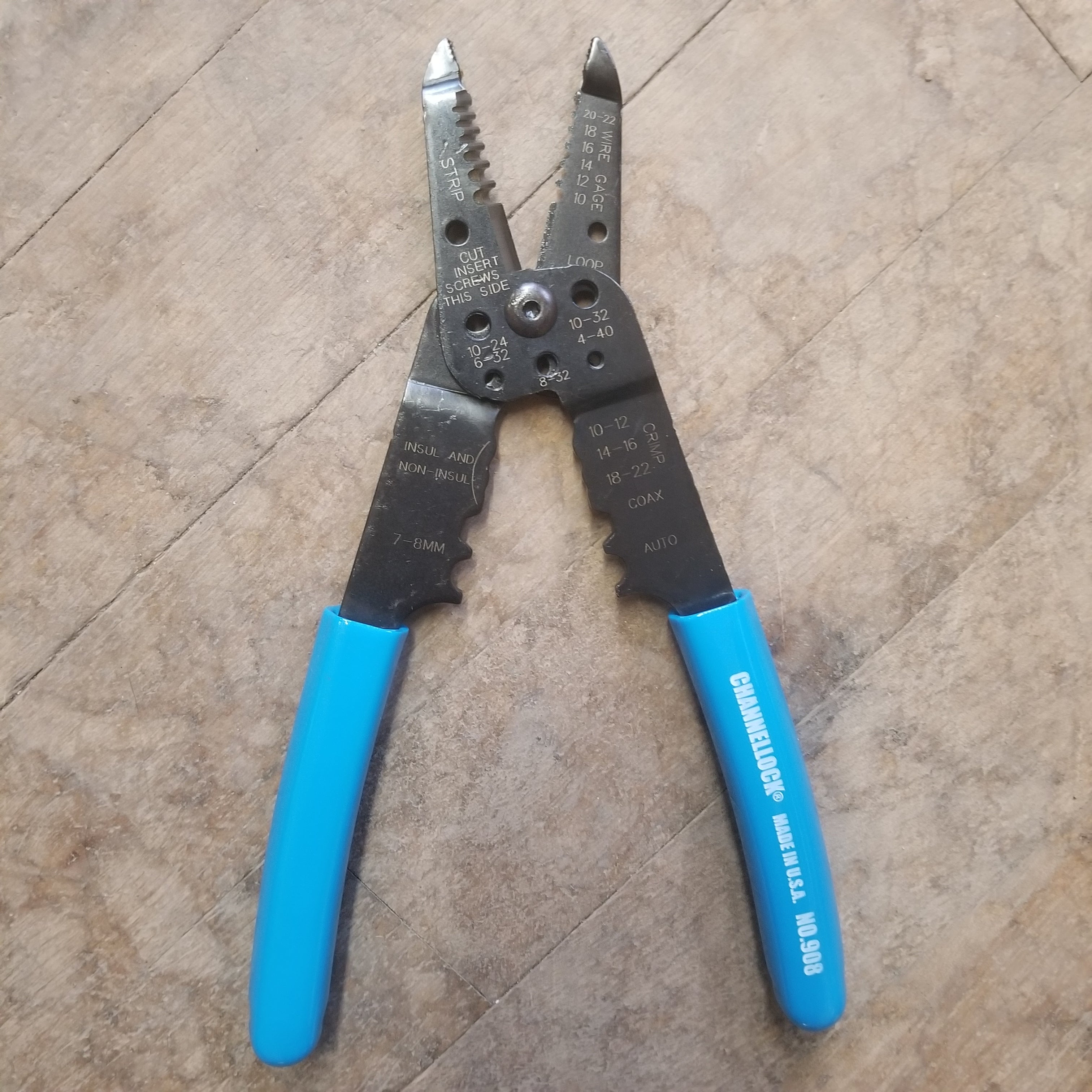 Channellock 8 1/2″ Wire Stripper #908 (908-bulk)