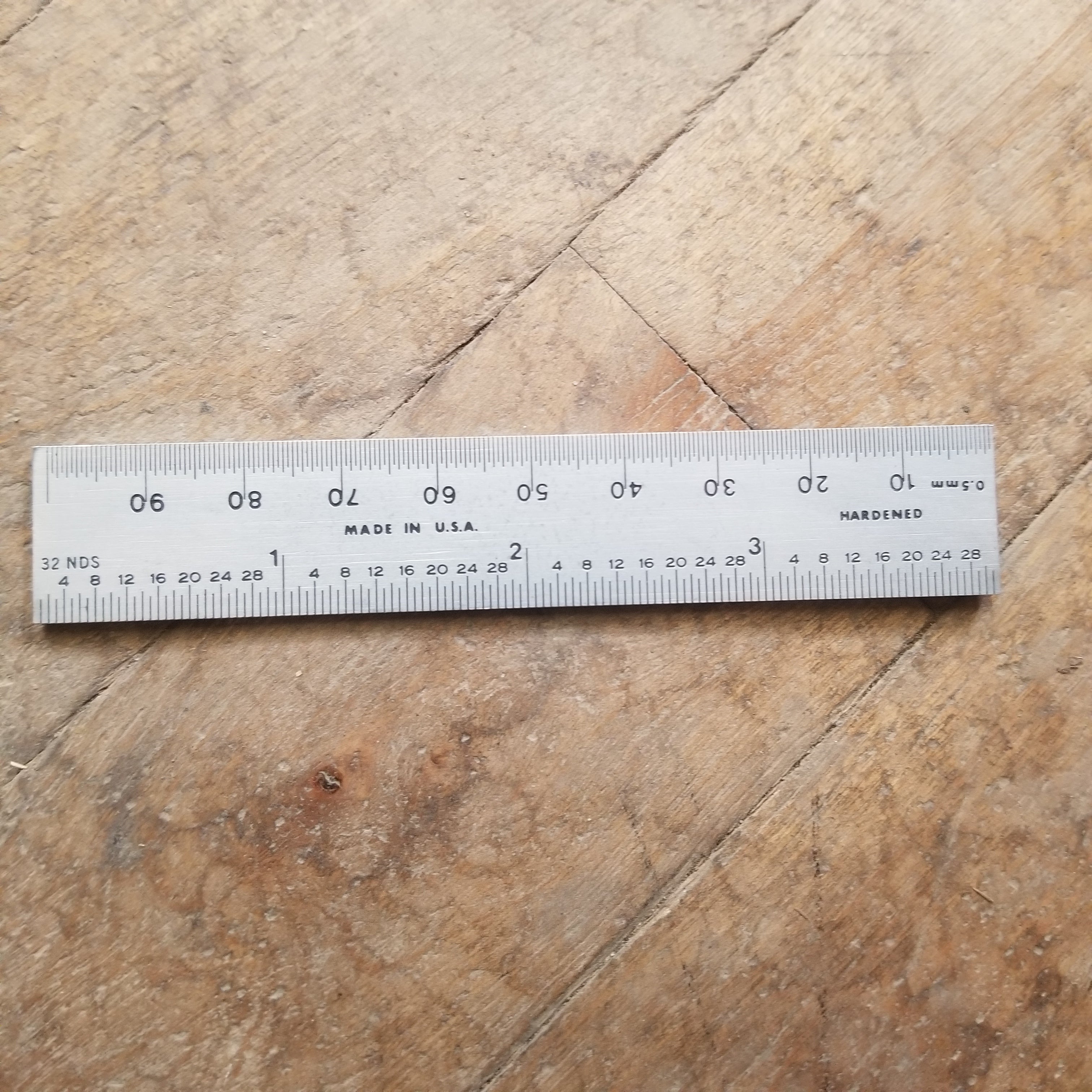 PEC 4″ E/M Grooved Rule (32nds/0.5mm & 64ths/1mm) w/ Blemish (780078) Online Sale